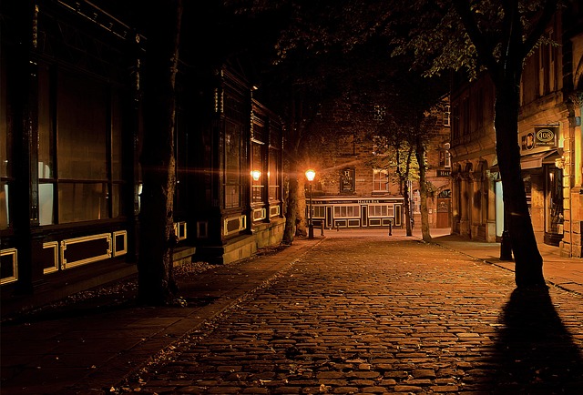 Salamanca Place Hotel with Tasmanian Calm and Evening Brick Warmth